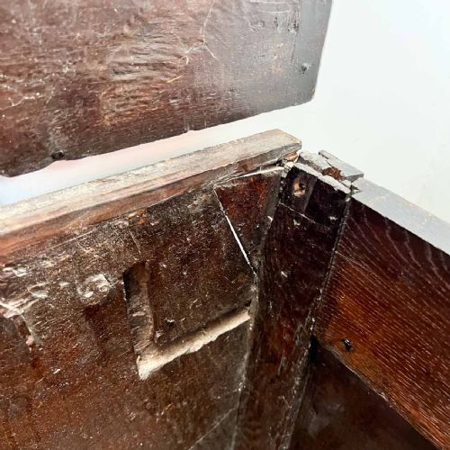 LARGE 18TH CENTURY OAK MULE CHEST - ADDITIONAL PHOTO 22