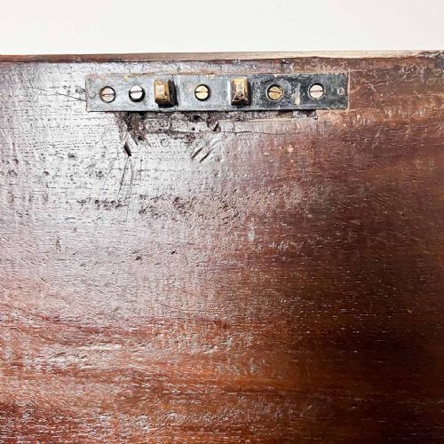 LARGE 18TH CENTURY OAK MULE CHEST - ADDITIONAL PHOTO 23