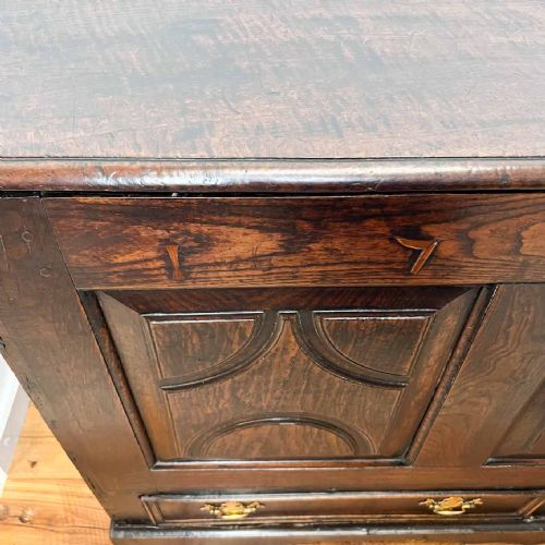 LARGE 18TH CENTURY OAK MULE CHEST - ADDITIONAL PHOTO 24