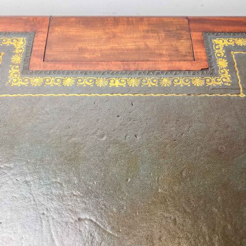 VICTORIAN MAHOGANY LADIES WRITING DESK WITH LEATHER TOP AND INK WELL - ADDITIONAL PHOTO 6