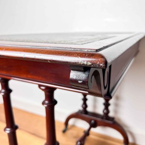 VICTORIAN MAHOGANY LADIES WRITING DESK WITH LEATHER TOP AND INK WELL - ADDITIONAL PHOTO 14