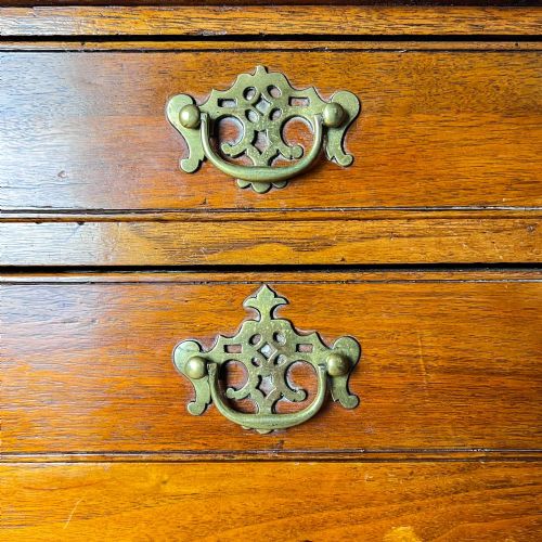 GEORGIAN FRUITWOOD AND OAK LOWBOY WITH CARVED CABRIOLE LEGS - ADDITIONAL PHOTO 10
