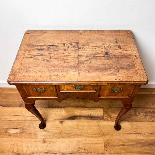 GEORGIAN WALNUT FEATHERBANDED LOWBOY WITH QUARTER VENEERED TOP - ADDITIONAL PHOTO 2