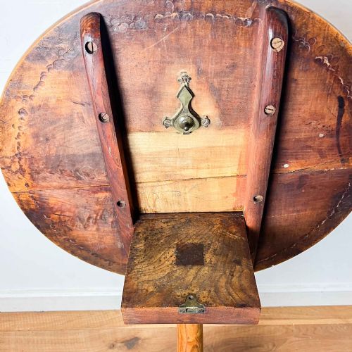 ANTIQUE SYCAMORE AND ASH TRIPOD TABLE - ADDITIONAL PHOTO 9