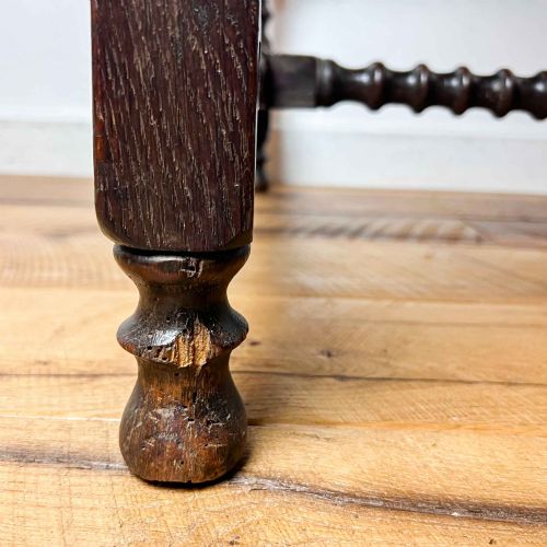 EARLY 18TH CENTURY OAK SIDE TABLE - ADDITIONAL PHOTO 23