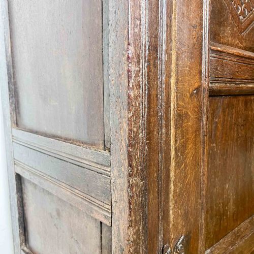 17TH CENTURY OAK DUODARN CUPBOARD - ADDITIONAL PHOTO 10