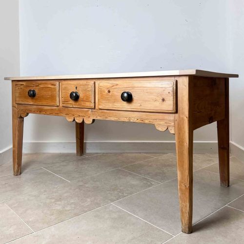 ANTIQUE PINE WELSH DAIRY TABLE - ADDITIONAL PHOTO 5