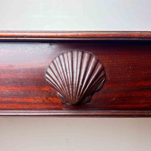18TH CENTURY IRISH MAHOGANY SIDE TABLE - ADDITIONAL PHOTO 2