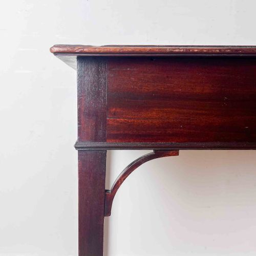 18TH CENTURY IRISH MAHOGANY SIDE TABLE - ADDITIONAL PHOTO 3