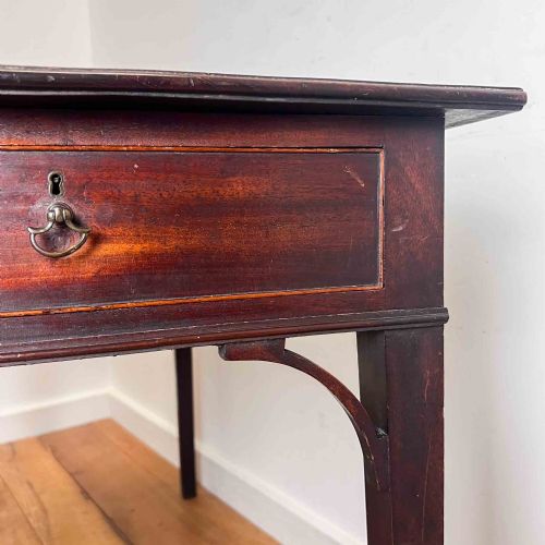 18TH CENTURY IRISH MAHOGANY SIDE TABLE - ADDITIONAL PHOTO 5