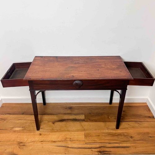 18TH CENTURY IRISH MAHOGANY SIDE TABLE - ADDITIONAL PHOTO 18