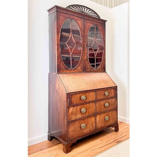 18TH CENTURY MAHOGANY BUREAU BOOKCASE - ADDITIONAL PHOTO 2