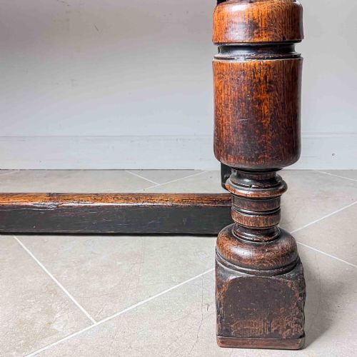 17TH CENTURY OAK REFECTORY TABLE - ADDITIONAL PHOTO 4