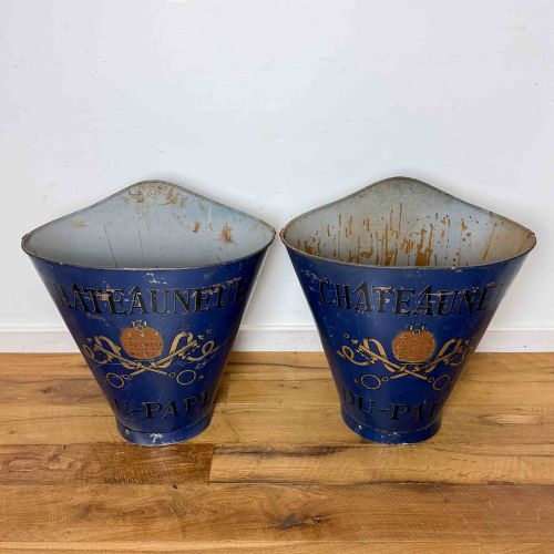 PAIR OF ANTIQUE FRENCH GRAPE HODS - ADDITIONAL PHOTO 1