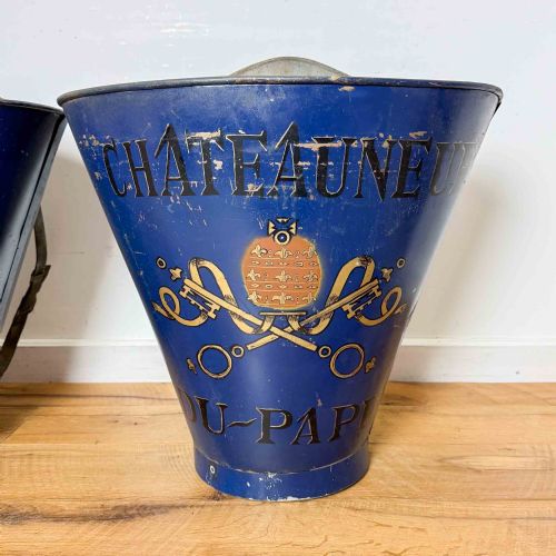 PAIR OF ANTIQUE FRENCH GRAPE HODS - ADDITIONAL PHOTO 4