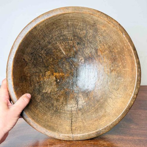 ANTIQUE TURNED SYCAMORE DAIRY BOWL - ADDITIONAL PHOTO 7