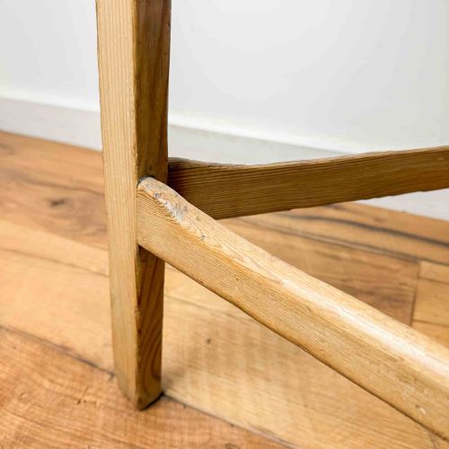 SMALL ANTIQUE PINE CRICKET TABLE - ADDITIONAL PHOTO 7