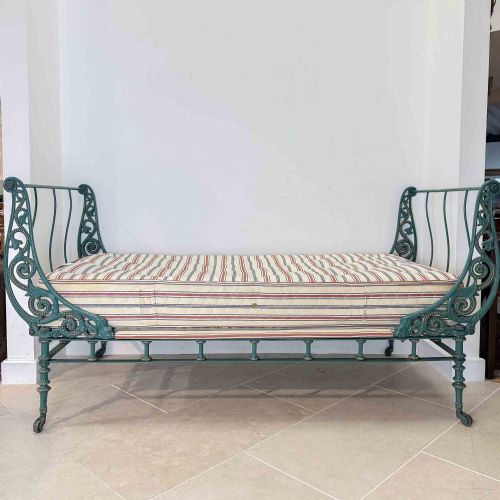 antique cast iron day bed - CATEGORY: ANTIQUE BEDS - DATED 19TH CENTURY