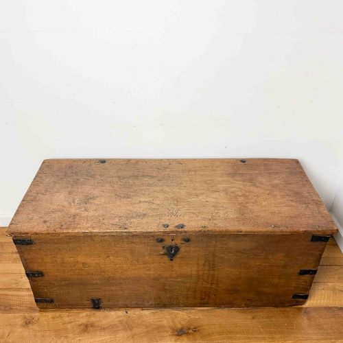 DUTCH EAST INDIA COMPANY SEA CHEST DATED 1725 - ADDITIONAL PHOTO 2