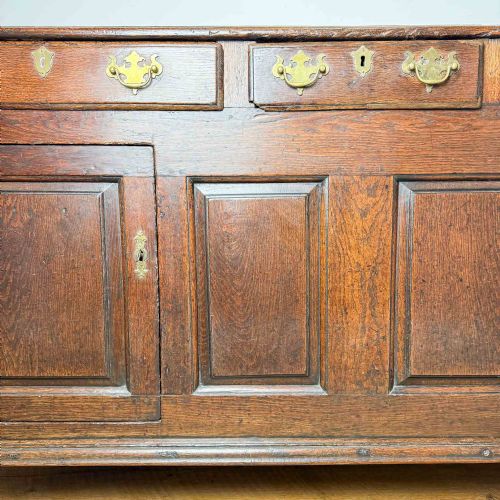 EARLY 18TH CENTURY OAK ANTIQUE DRESSER - ADDITIONAL PHOTO 5
