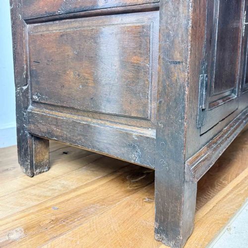 EARLY 18TH CENTURY OAK ANTIQUE DRESSER - ADDITIONAL PHOTO 22
