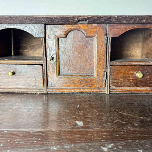 17TH CENTURY VERNACULAR OAK BUREAU - ADDITIONAL PHOTO 6