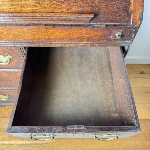 17TH CENTURY VERNACULAR OAK BUREAU - ADDITIONAL PHOTO 13