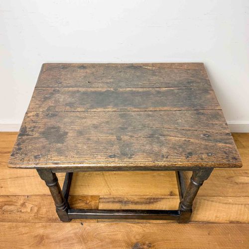 ANTIQUE OAK LOW SIDE TABLE - ADDITIONAL PHOTO 1