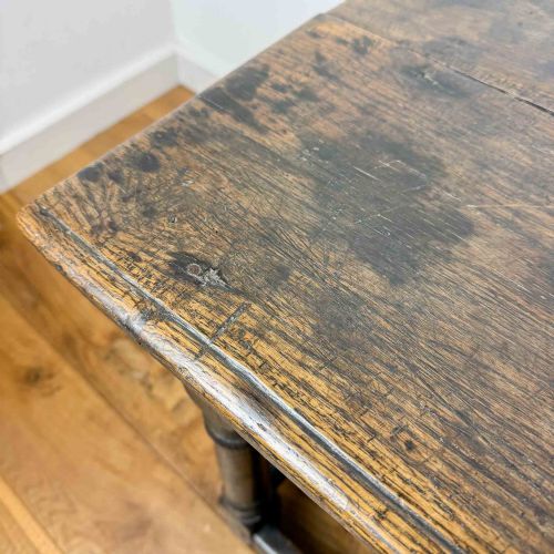 ANTIQUE OAK LOW SIDE TABLE - ADDITIONAL PHOTO 4