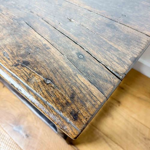 ANTIQUE OAK LOW SIDE TABLE - ADDITIONAL PHOTO 5