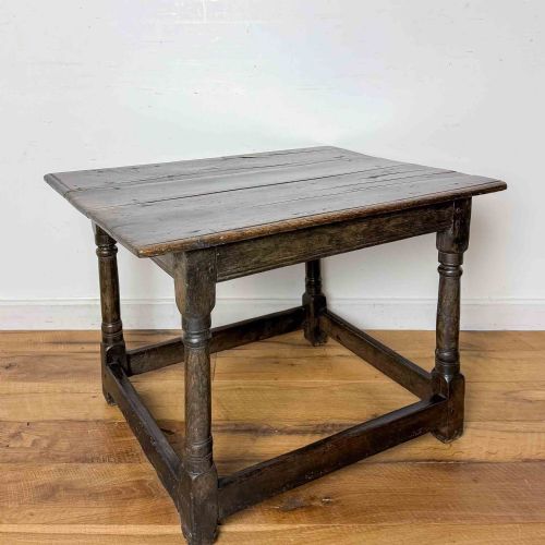 ANTIQUE OAK LOW SIDE TABLE - ADDITIONAL PHOTO 6