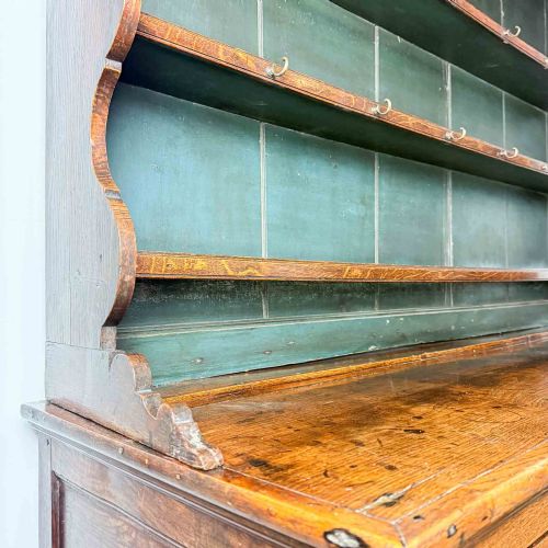GEORGIAN ELM AND OAK DRESSER - ADDITIONAL PHOTO 8