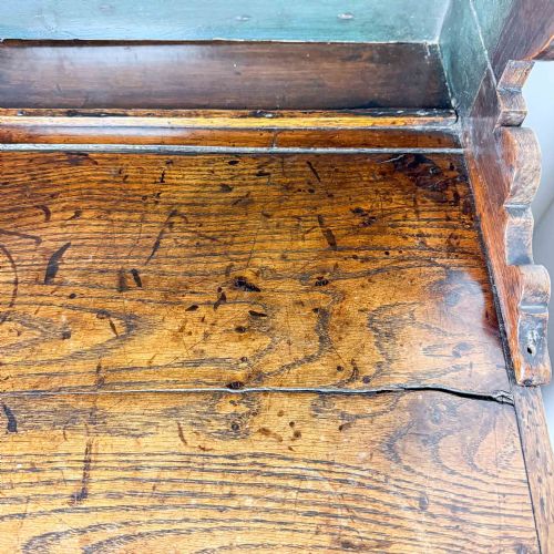 GEORGIAN ELM AND OAK DRESSER - ADDITIONAL PHOTO 12