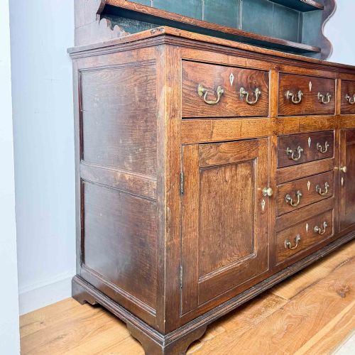 GEORGIAN ELM AND OAK DRESSER - ADDITIONAL PHOTO 25
