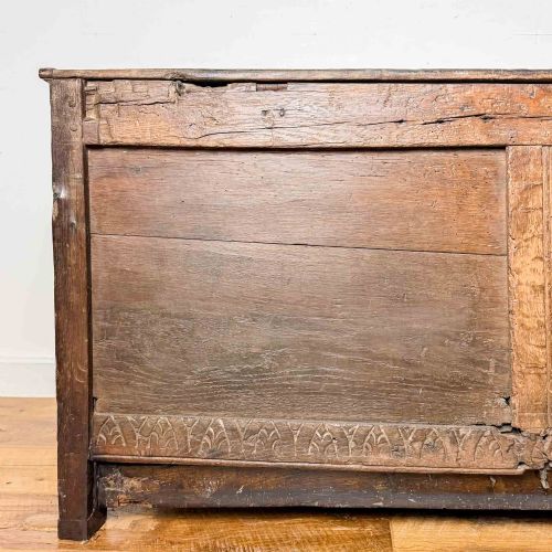 ANTIQUE OAK COFFER WITH GEOMETRIC PANELLED FRONT - ADDITIONAL PHOTO 20