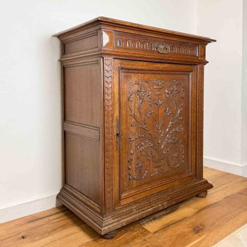 ANTIQUE FRENCH CARVED OAK CUPBOARD - ADDITIONAL PHOTO 2