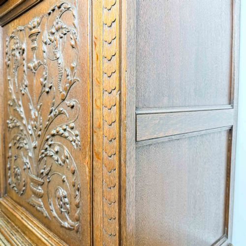 ANTIQUE FRENCH CARVED OAK CUPBOARD - ADDITIONAL PHOTO 5