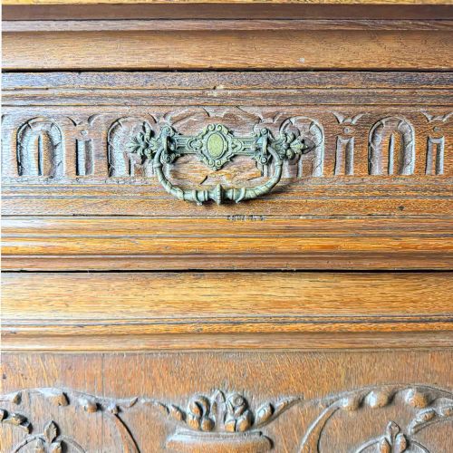 ANTIQUE FRENCH CARVED OAK CUPBOARD - ADDITIONAL PHOTO 7