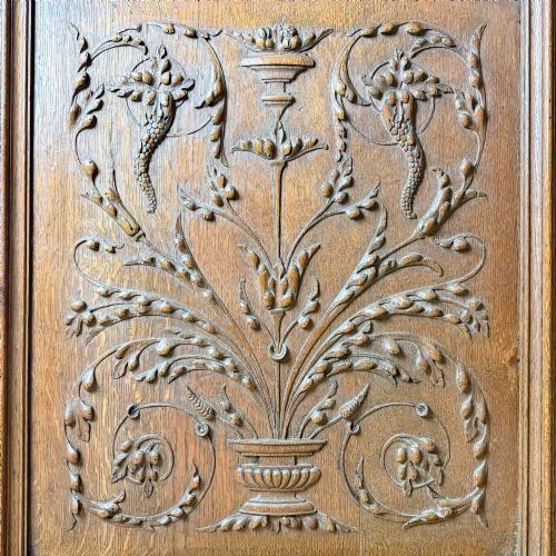 ANTIQUE FRENCH CARVED OAK CUPBOARD - ADDITIONAL PHOTO 8