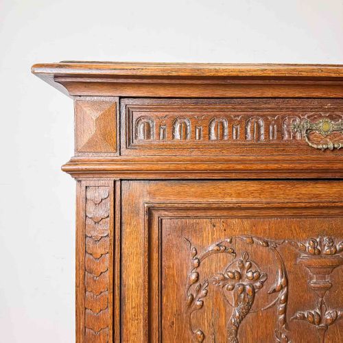 ANTIQUE FRENCH CARVED OAK CUPBOARD - ADDITIONAL PHOTO 13
