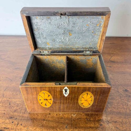 GEORGIAN MAHOGANY INLAID TEA CADDY - ADDITIONAL PHOTO 11