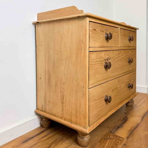 ANTIQUE PINE CHEST OF DRAWERS WITH BUN FEET - ADDITIONAL PHOTO 8