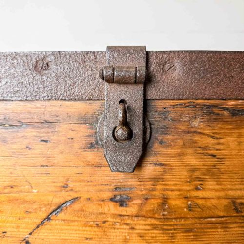 ANTIQUE ELM AND PINE IRON BOUND STRONGBOX - ADDITIONAL PHOTO 14