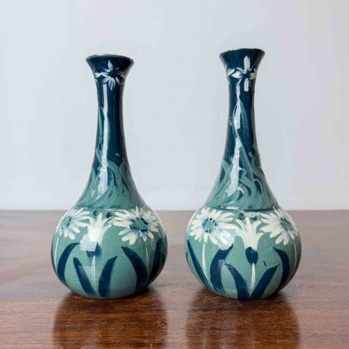 PAIR OF TG GREEN 'IVANHOE' ART NOUVEAU VASES - ADDITIONAL PHOTO 1