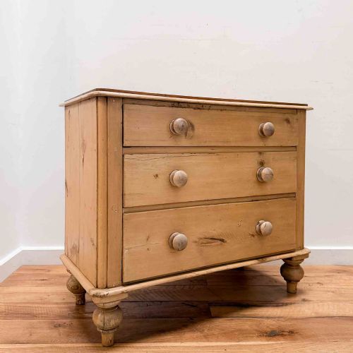 ANTIQUE PINE CHEST OF DRAWERS WITH ROUNDED CORNERS - ADDITIONAL PHOTO 6