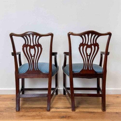 PAIR OF CHIPPENDALE STYLE MAHOGANY ARMCHAIRS - ADDITIONAL PHOTO 3