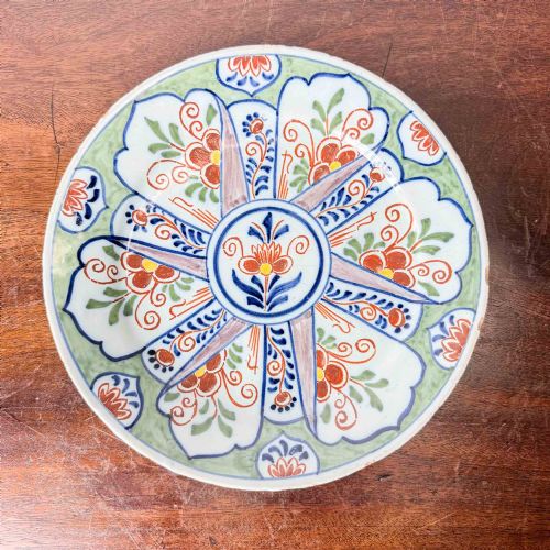 Antique Delft Polychrome Plate with Green Background