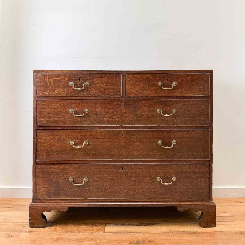 Georgian Oak Chest of Drawers