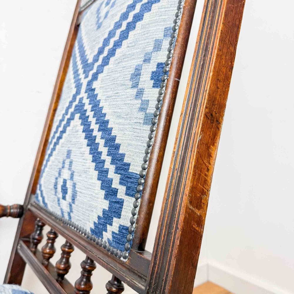 Vintage American Style Rocking Chair View XI