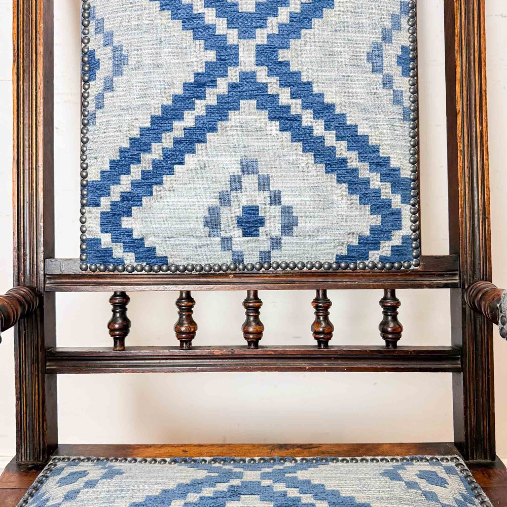 Vintage American Style Rocking Chair View XIII